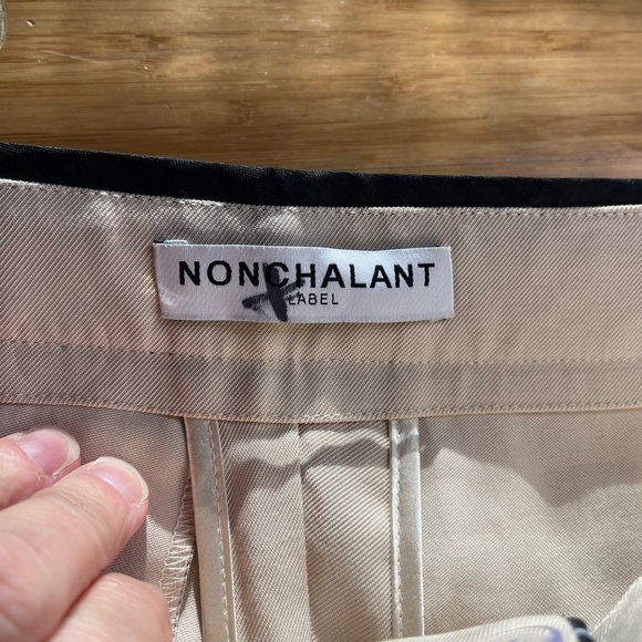 GUC NONchalant- Rebecca Pant in Crema. Size XL - Picture 7 of 11